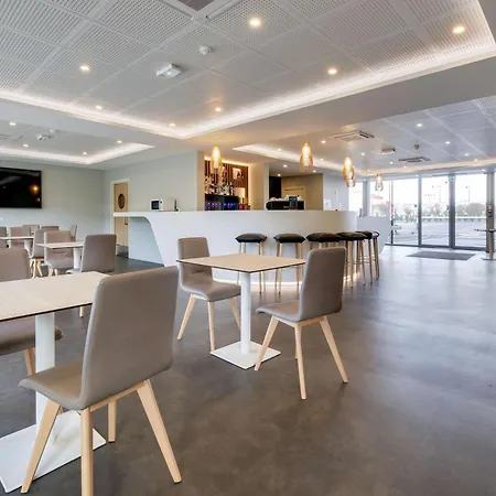 Brit Confort Hotel 3*