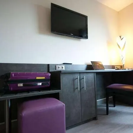 Hotel Brit Confort