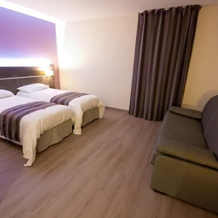 Brit Confort Szálloda 3*
