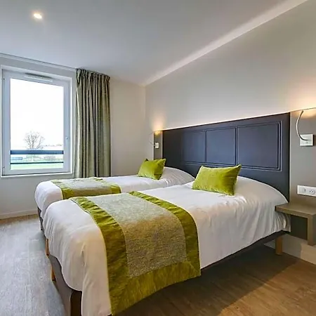 Hotel Brit Confort 3*