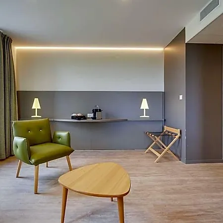 Hotel Brit Confort 3*