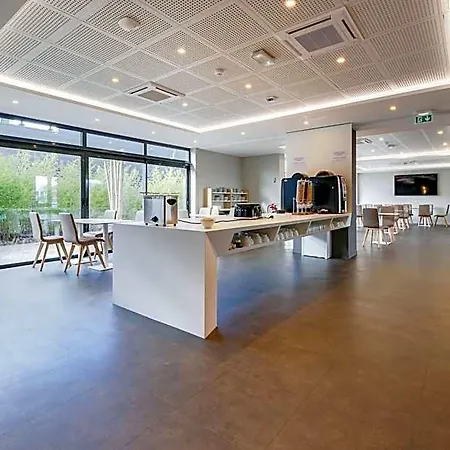 Brit Confort Hotel 3*