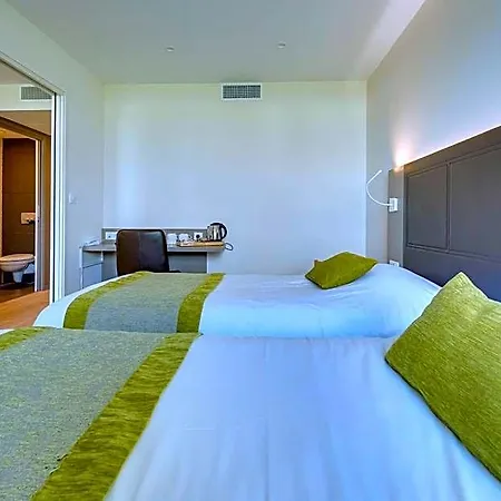Brit Confort Hotel 3*