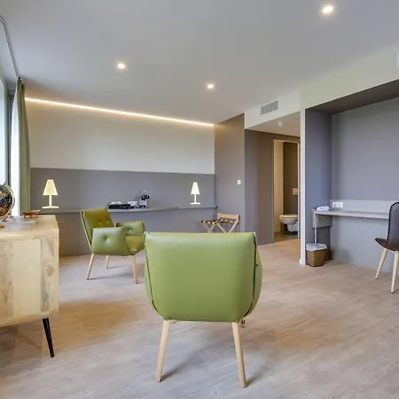 Otel Brit Confort Saint-Dizier