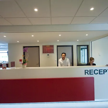 Hotel Brit Confort 3*
