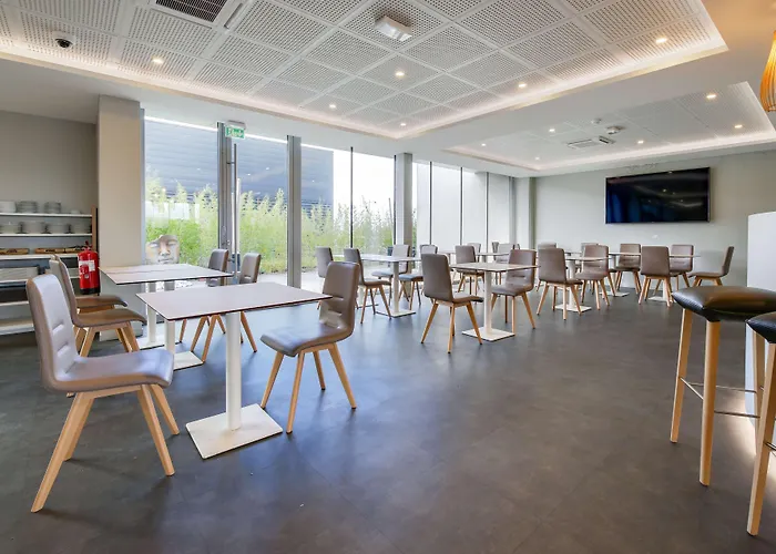 Brit Confort Hotel 3*