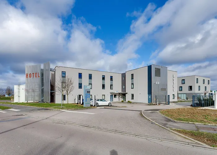 Hotel Brit Confort 3*